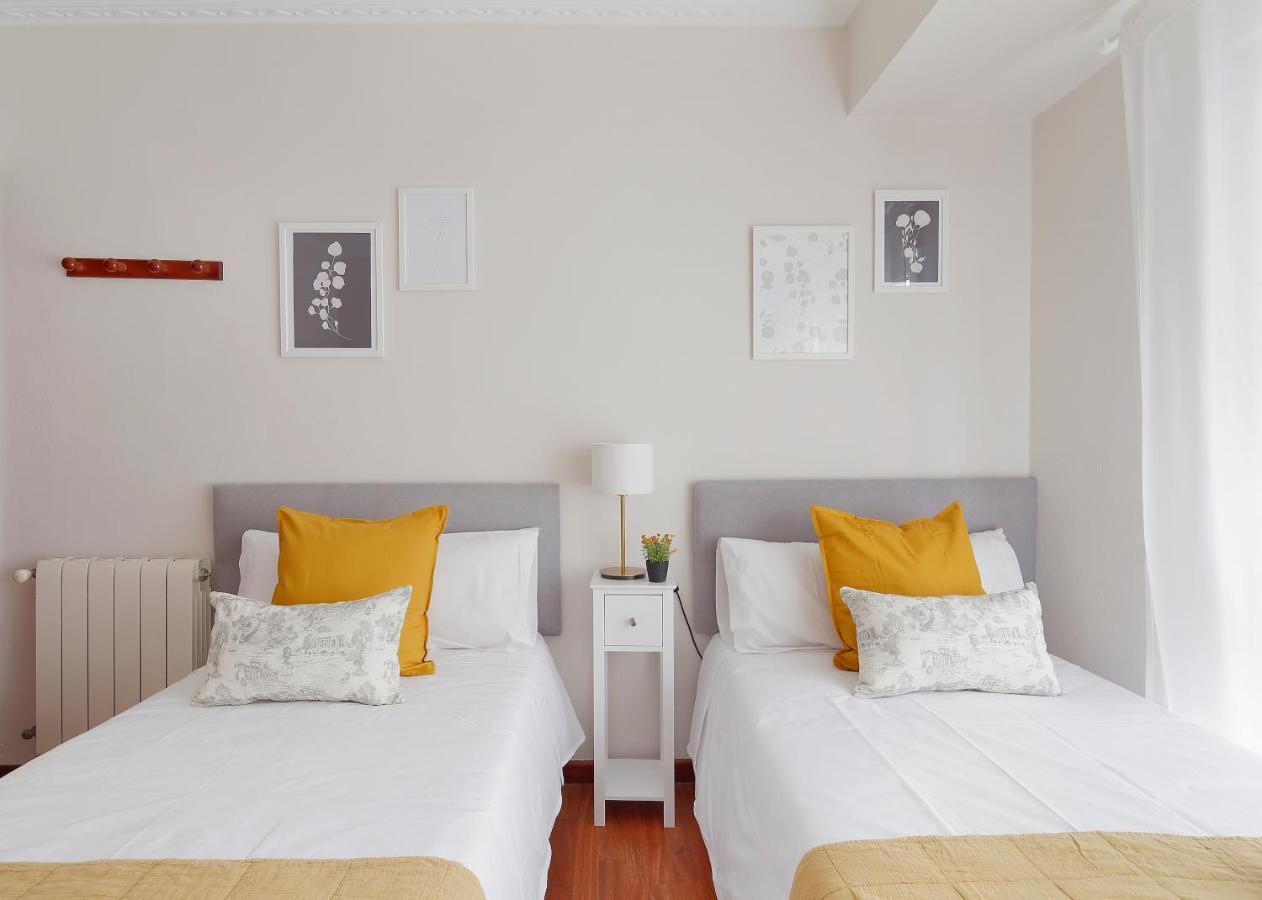 115A - Amplia Vivienda En Playa San Lorenzo Gijon Luaran gambar
