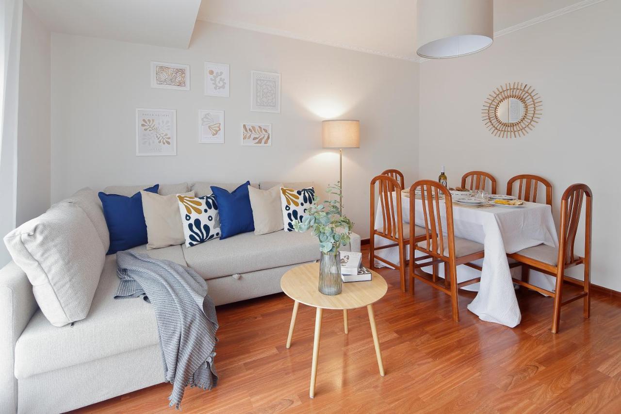 115A - Amplia Vivienda En Playa San Lorenzo Gijon Luaran gambar